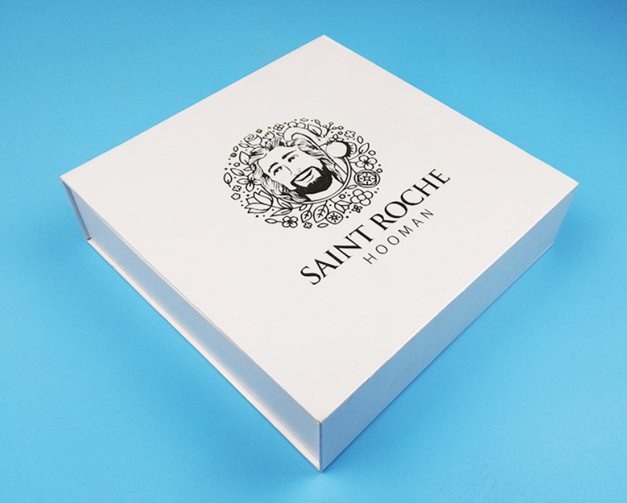 化妝品包裝盒設(shè)計要更市場結(jié)合